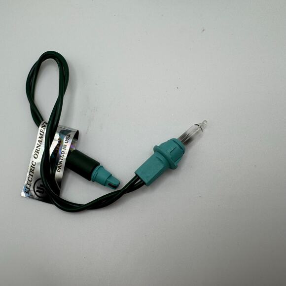 Hallmark Keepsake Joy to the World Christmas Ornament 1997 - Picture 4 of 4